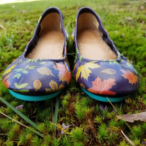 "All Fall" Tieks Size 7 (Taking Comissions) - Picture 14 of 14